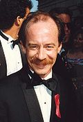 https://upload.wikimedia.org/wikipedia/commons/thumb/c/c2/Michael_Jeter_at_the_44th_Emmy_Awards_cropped.jpg/120px-Michael_Jeter_at_the_44th_Emmy_Awards_cropped.jpg